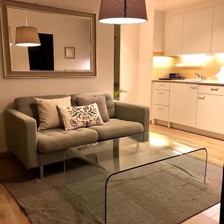 Cool & Central 2 Bedroom In Heart Of Eaux-Vives Geneva Bagian luar foto
