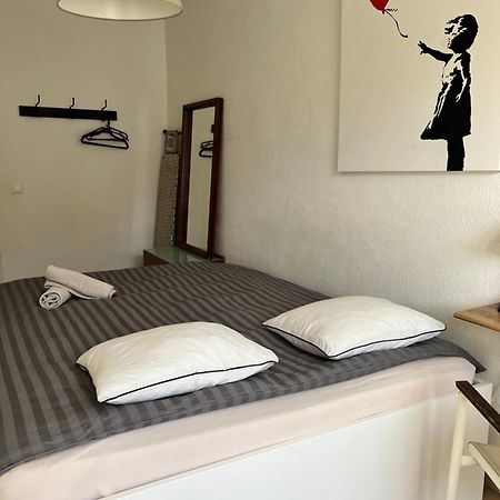 Cool & Central 2 Bedroom In Heart Of Eaux-Vives Geneva Bagian luar foto