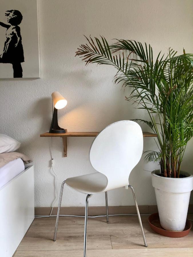Cool & Central 2 Bedroom In Heart Of Eaux-Vives Geneva Bagian luar foto
