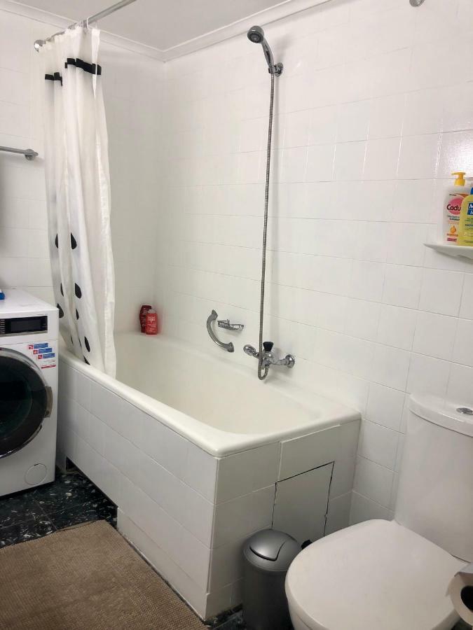 Cool & Central 2 Bedroom In Heart Of Eaux-Vives Geneva Bagian luar foto